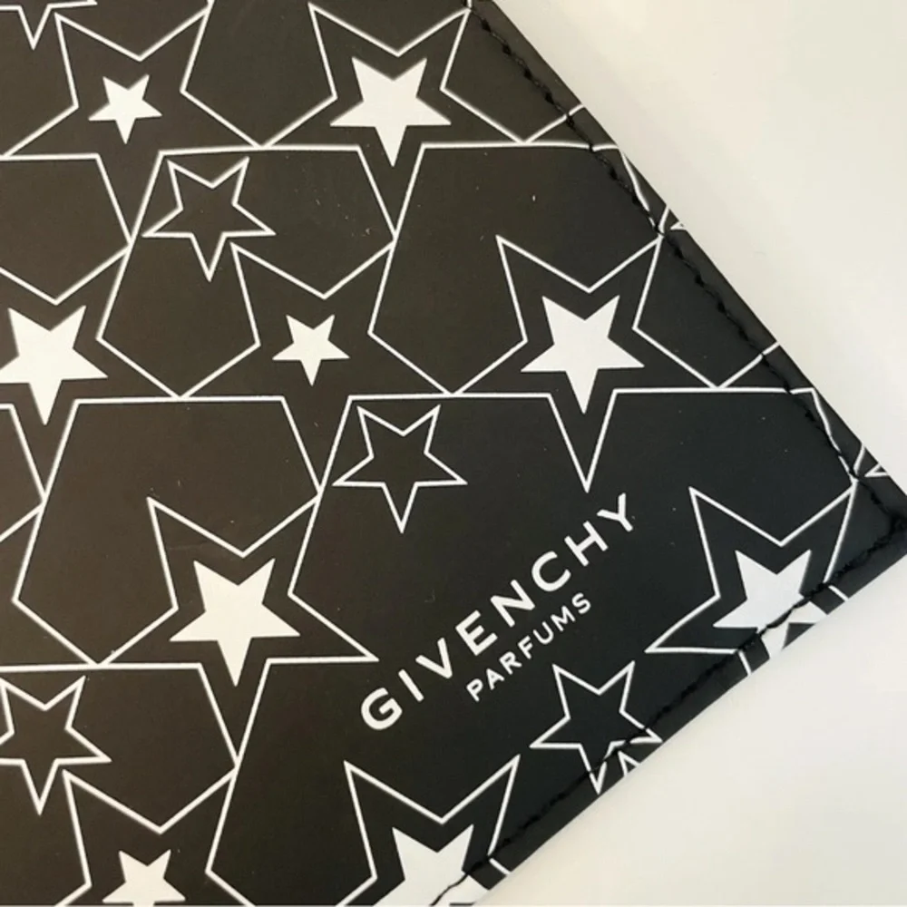 Givenchy Star‎ Clutch/Cosmetic Bag